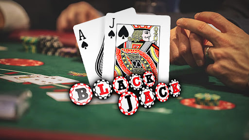 cómo jugar blackjack
