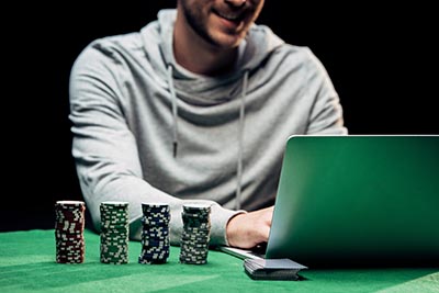 laptop online poker casino gambling