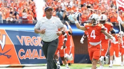 Behind the scenes with Louisville as pregame enthusiasm turns into