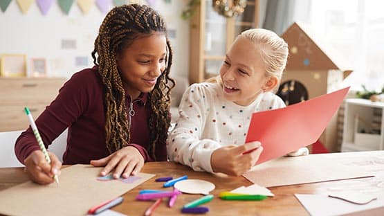 children drawing