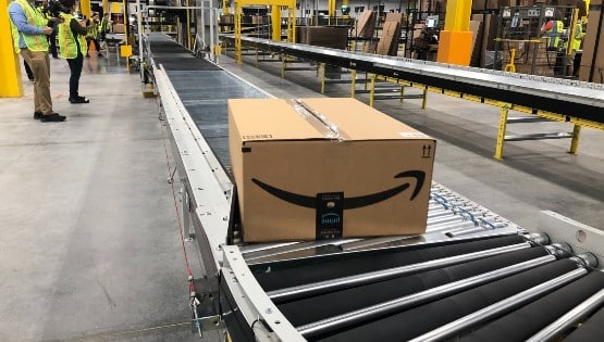Amazon celebrates opening of Fishersville facility with community members