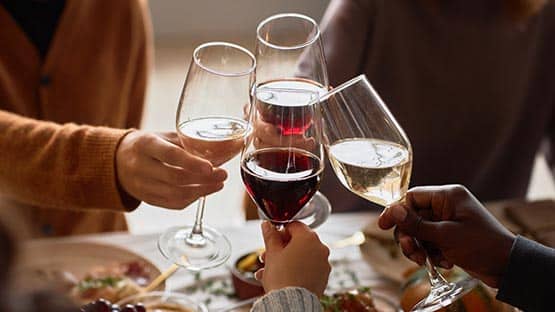 thanksgiving toast alcohol holiday food wine