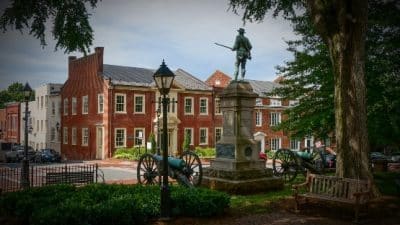 charlottesville court square