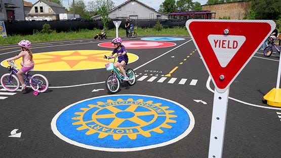 waynesboro traffic garden child bike cyclist