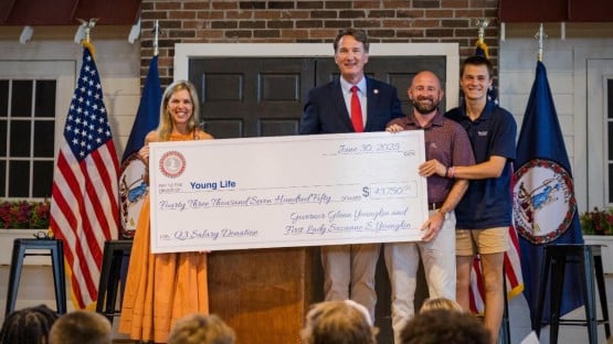 Youngkin hypes Young Life: UVA Basketball fans know Young Life