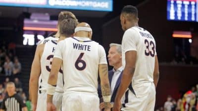 uva basketball ryan odom huddle