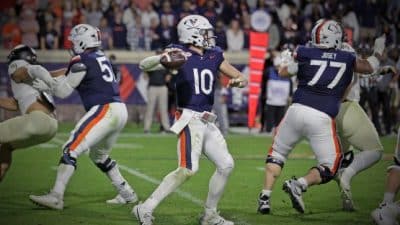 uva football daniel kaelin in the pocket