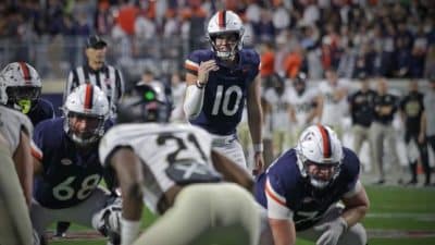 uva football daniel kaelin snap