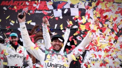 chase elliott nascar martinsville