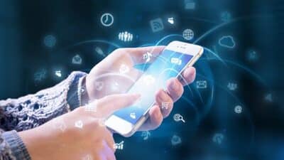 phone multitasking mobile apps money