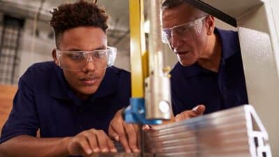 apprentice skilled worker