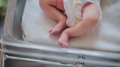 newborn baby feed hospital medical