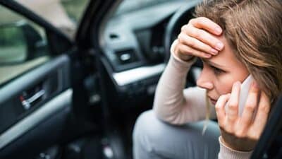 car accident phone distracted driving insurance litigation