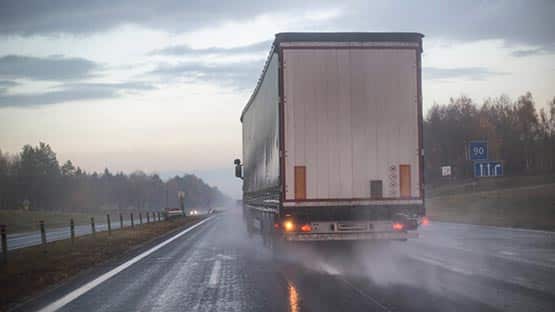 semi truck accident claim lawyer