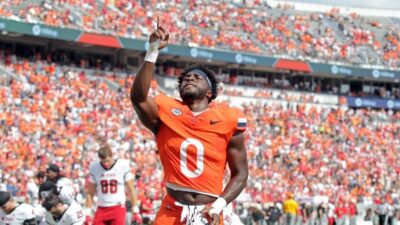 uva football xavier brown