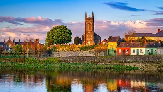 travel tourist limerick ireland castle rent hire