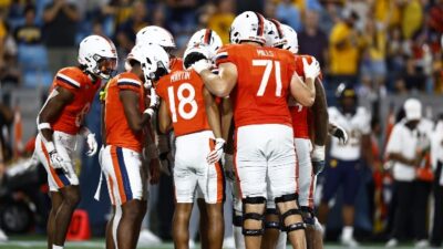 uva football offensive line